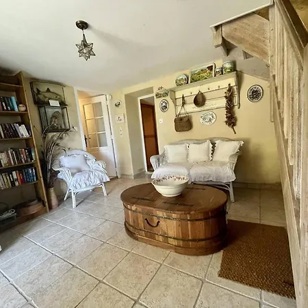 Maison Campagne Avec Piscine Privee En Perigord, Pour 6 Personnes - Fr-1-824-14 * Siorac-en-Perigord